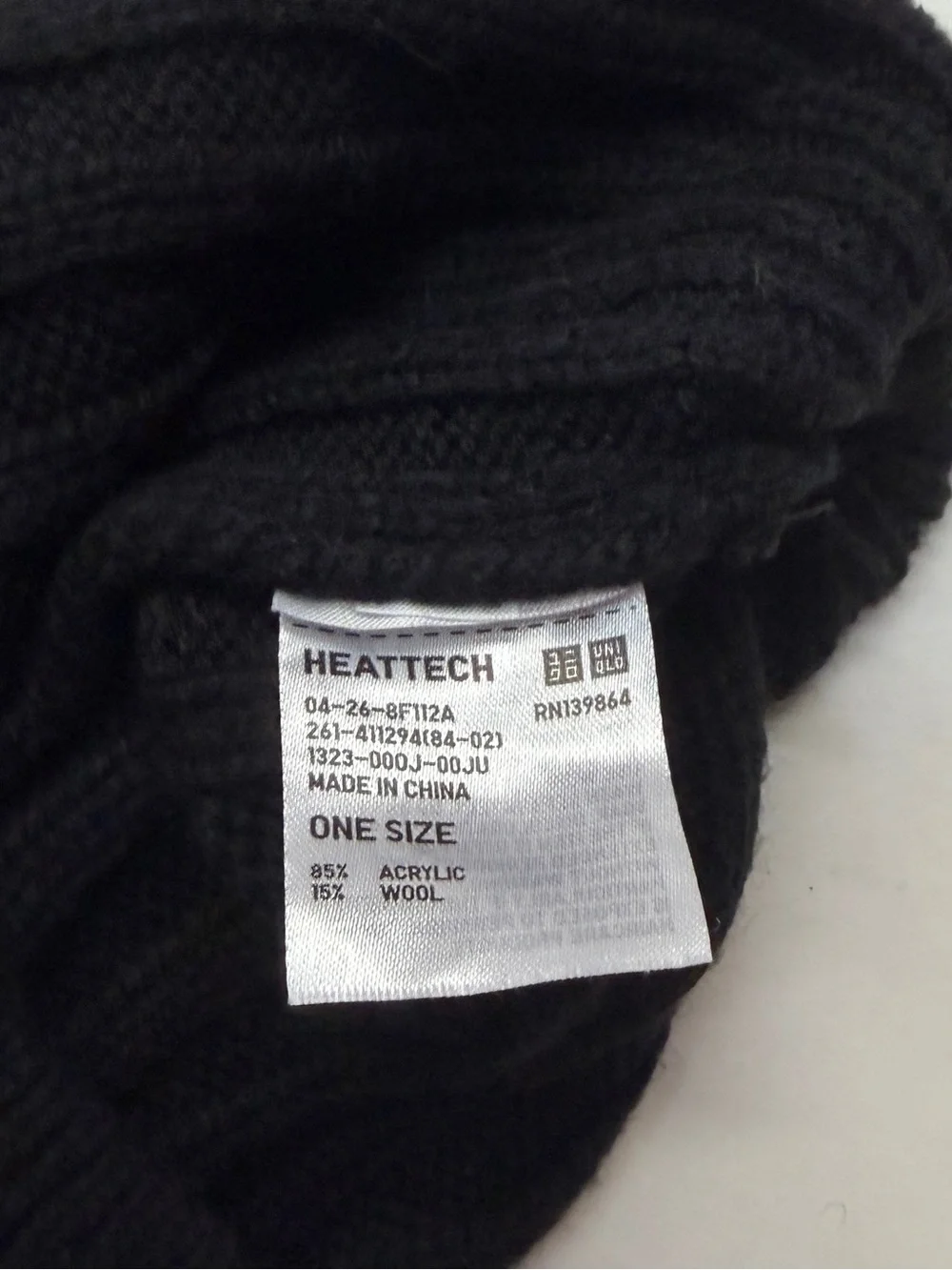 Uniqlo Heattech Wool Blend Black Ribbed Knit Beanie Hat - Minimal Style